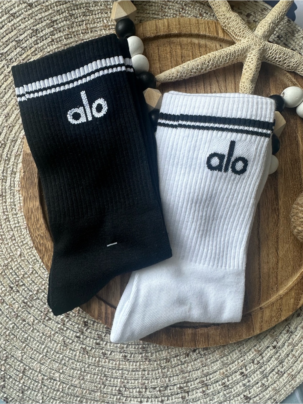 Yoga Ribbed Crew Socks - Black & White (2-Pack)